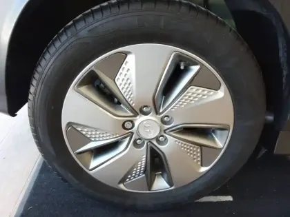 Photo 16 Hyundai Kona  Electrique 64 kWh - 204 ch