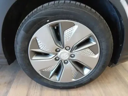 Photo 15 Hyundai Kona  Electrique 64 kWh - 204 ch