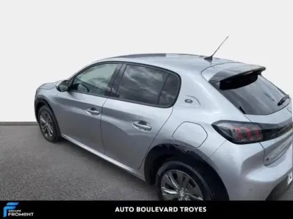 Photo 6 Peugeot 208  e- 136ch Allure Pack