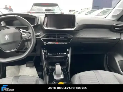 Photo 7 Peugeot 208  e- 136ch Allure Pack