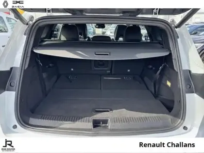 Photo 21 Renault Espace  1.2 E-Tech full hybrid 200ch esprit Alpine 7 places - 24