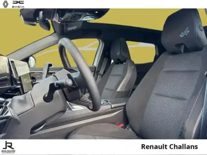 Photo 17 Renault Espace  1.2 E-Tech full hybrid 200ch esprit Alpine 7 places - 24