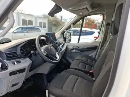 Photo 9 Maxus Deliver9  Fg e- L3H2 72 kWh