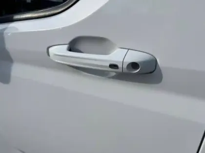 Photo 10 Maxus Deliver9  Fg e- L3H2 88 kWh