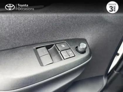 Photo 14 Toyota Yaris  120 VVT-i Dynamic 5p MY22