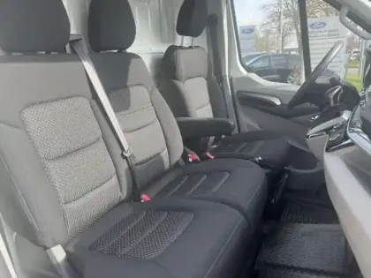 Photo 11 Maxus Deliver9  Fg e- L3H2 72 kWh Double porte coulissante