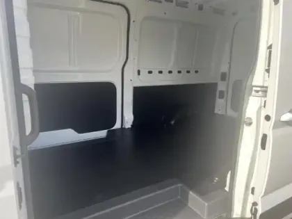 Photo 13 Maxus Deliver9  Fg e- L3H2 72 kWh Double porte coulissante