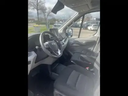 Photo 9 Maxus Deliver9  Fg e- L3H2 72 kWh Double porte coulissante