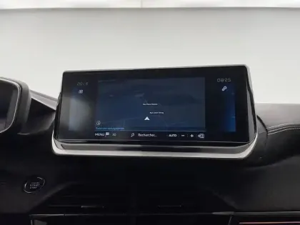 Photo 19 Peugeot 208  PureTech 100 S&S BVM6