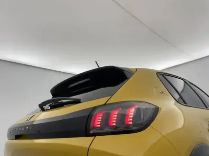 Photo 29 Peugeot 208  PureTech 100 S&S BVM6