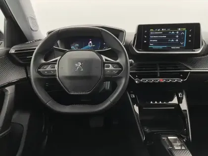 Photo 21 Peugeot 2008  Electrique 136 ch