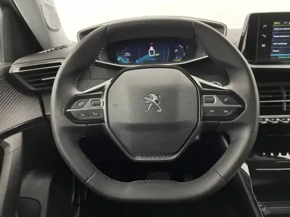 Photo 22 Peugeot 2008  Electrique 136 ch