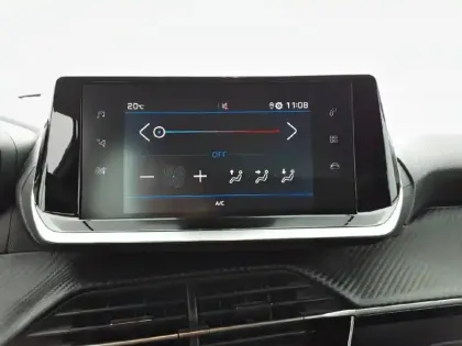 Photo 40 Peugeot 208  PureTech 75 S&S BVM5