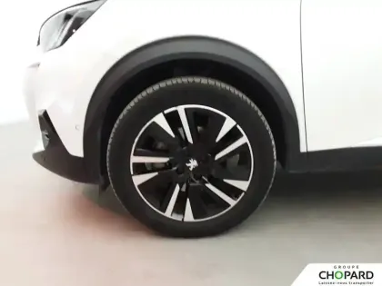 Photo 41 Peugeot 2008  PureTech 130 S&S EAT8