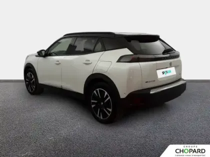 Photo 36 Peugeot 2008  PureTech 130 S&S EAT8