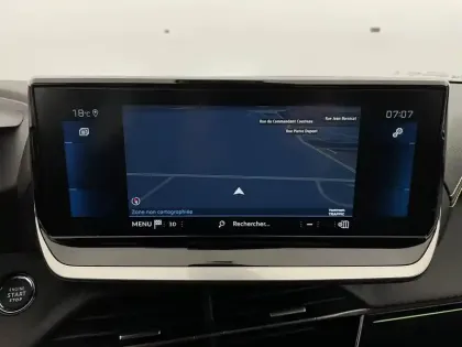 Photo 53 Peugeot 208  PureTech 100 S&S BVM6