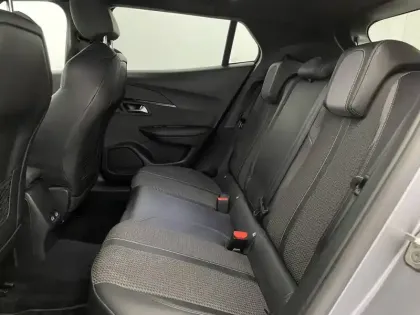 Photo 14 Peugeot 2008  PureTech 130 S&S BVM6