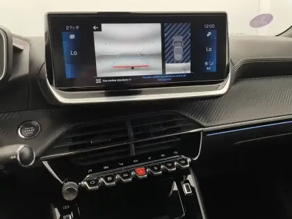 Photo 29 Peugeot 2008  PureTech 130 S&S BVM6