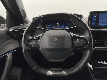 Photo 22 Peugeot 2008  PureTech 130 S&S BVM6