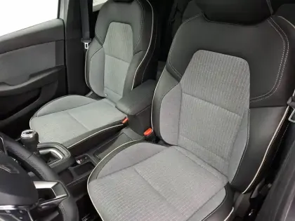 Photo 9 Renault Clio  Eco-G 100 ch GSR2