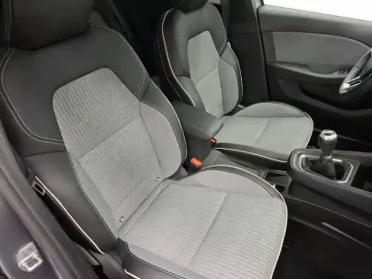 Photo 8 Renault Clio  Eco-G 100 ch GSR2