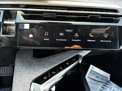 Photo 7 Peugeot 3008  Hybrid 145 e-DCS6