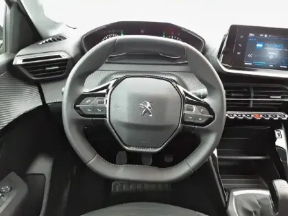 Photo 8 Peugeot 208  PureTech 75 S&S BVM5