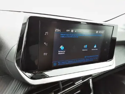 Photo 17 Peugeot 208  PureTech 75 S&S BVM5