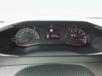 Photo 9 Peugeot 208  PureTech 75 S&S BVM5