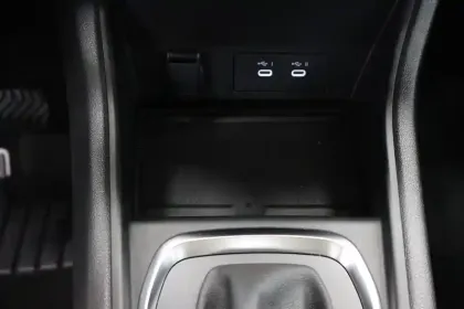 Photo 69 Renault Symbioz  E-Tech full hybrid 145