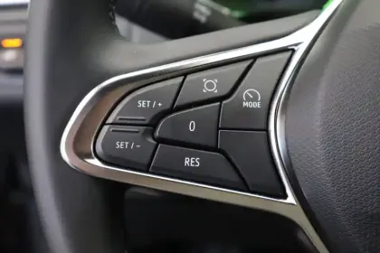 Photo 77 Renault Symbioz  E-Tech full hybrid 145