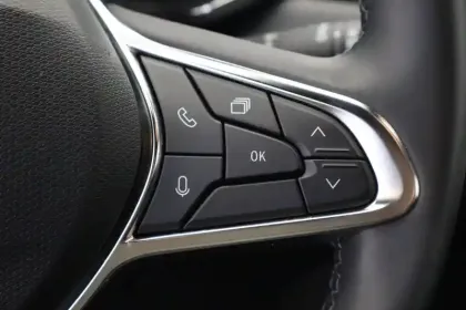 Photo 78 Renault Symbioz  E-Tech full hybrid 145