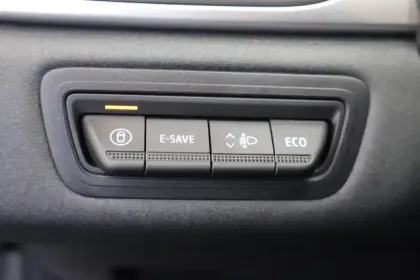 Photo 47 Renault Symbioz  E-Tech full hybrid 145