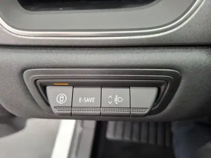 Photo 42 Renault Captur  E-Tech full hybrid 145 ch