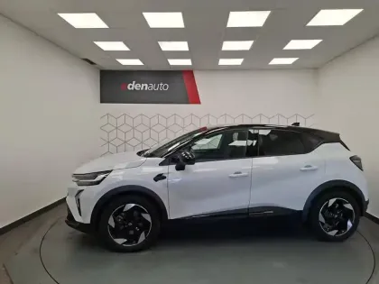 Photo 10 Renault Captur  E-Tech full hybrid 145 ch
