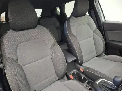 Photo 30 Renault Captur  E-Tech full hybrid 145 ch