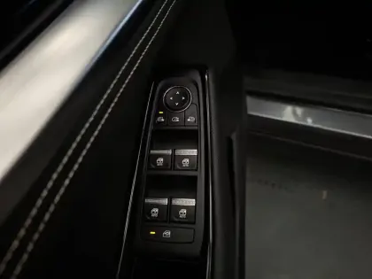 Photo 38 Renault Austral  full hybrid E-Tech 200 ch