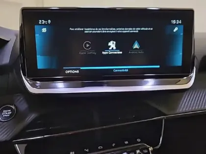 Photo 23 Peugeot 2008  PureTech 130 S&S BVM6