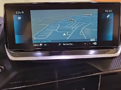 Photo 14 Peugeot 2008  PureTech 130 S&S BVM6