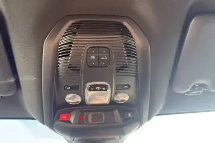 Photo 91 Peugeot 3008  Hybrid4 300 e-EAT8