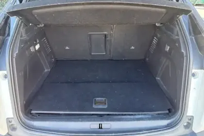 Photo 39 Peugeot 3008  Hybrid4 300 e-EAT8