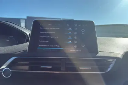 Photo 87 Peugeot 3008  Hybrid4 300 e-EAT8