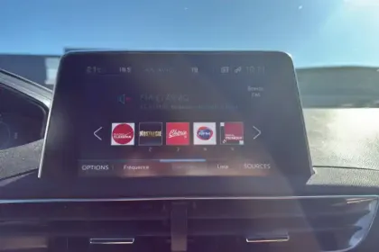 Photo 47 Peugeot 3008  Hybrid4 300 e-EAT8