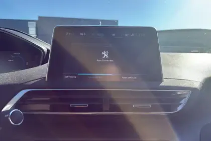 Photo 58 Peugeot 3008  Hybrid4 300 e-EAT8