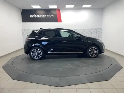 Photo 5 Renault Clio  E-Tech full hybrid 145
