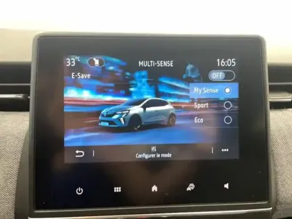 Photo 34 Renault Clio  E-Tech full hybrid 145