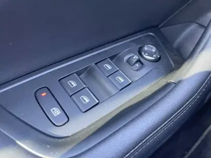 Photo 56 Peugeot 508  PureTech  130 ch S&S EAT8