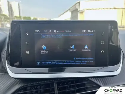 Photo 13 Peugeot 2008  BlueHDi 130 S&S EAT8