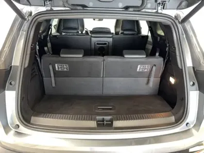 Photo 16 Renault Espace  E-Tech full hybrid 200 GSR2