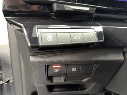 Photo 24 Renault Espace  E-Tech full hybrid 200 GSR2